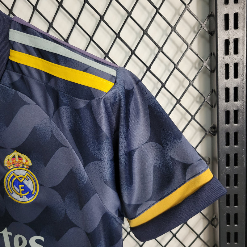 Kit Infantil Real Madrid Away 23/24 - KARIOCA MULTIMARCAS