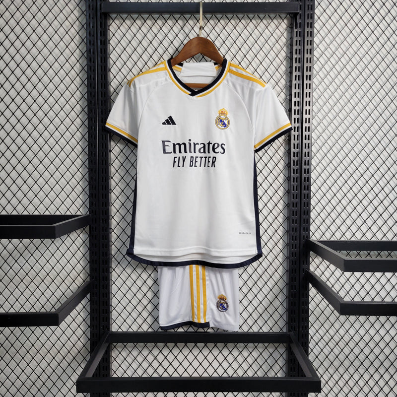 Kit Infantil Real Madrid Titular 23/24 - KARIOCA MULTIMARCAS