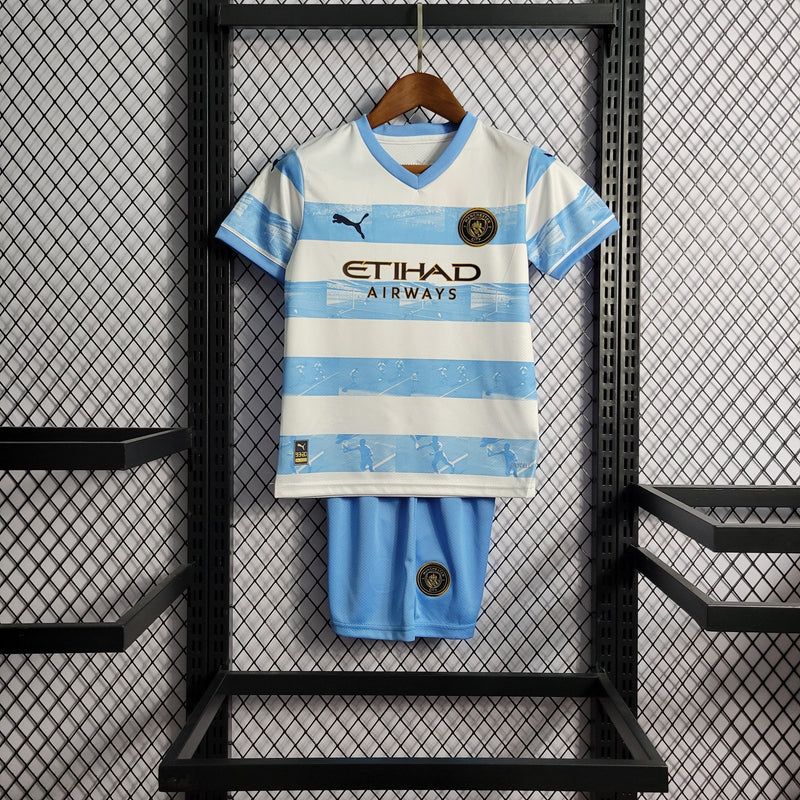 Kit Infantil Manchester City Edição Limitada 22/23 - KARIOCA MULTIMARCAS