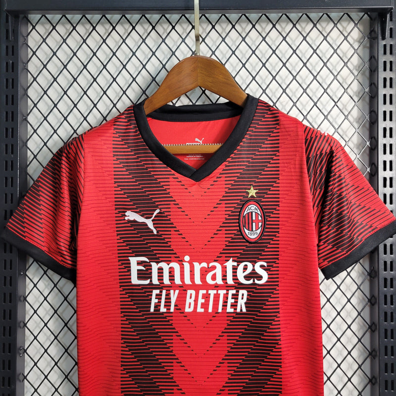 Kit Infantil AC Milan Home 23/24 - KARIOCA MULTIMARCAS