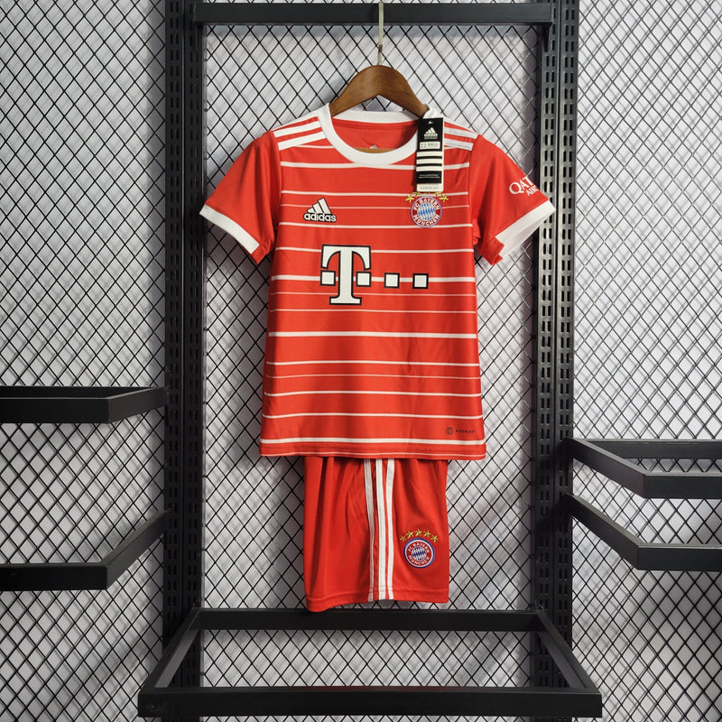 Kit Infantil Bayern de Munique Titular 22/23 - KARIOCA MULTIMARCAS