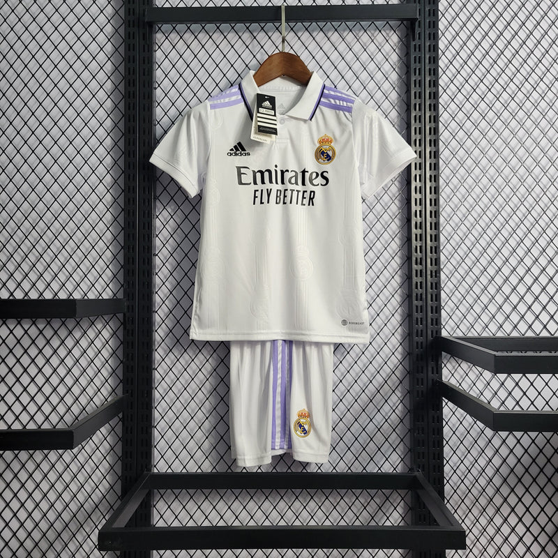 Kit Infantil Real Madrid Titular 22/23 - KARIOCA MULTIMARCAS